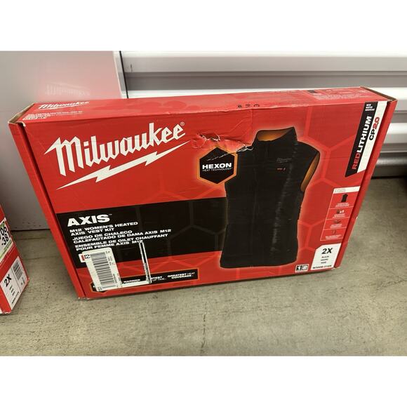 Women's 2XL M12 12-Volt Lithium-Ion Cordless Axis Black Heated Vest Kit NIB - Picture 1 of 2